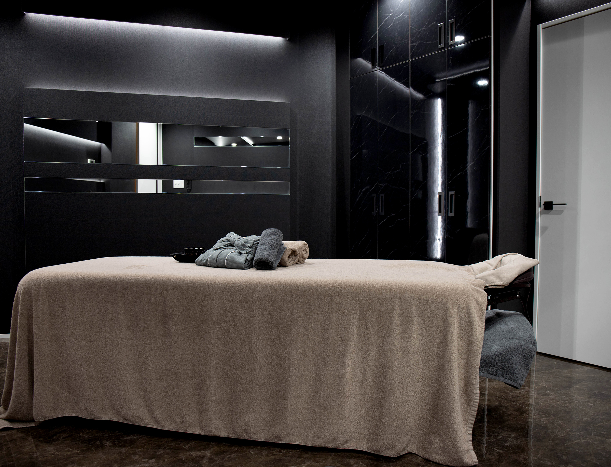 ROOM TypeE